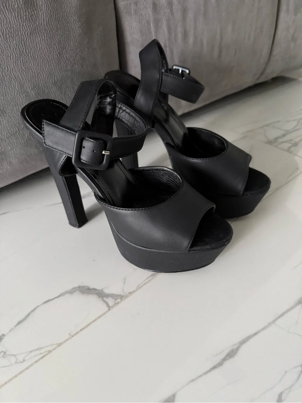 SHEIN stable outs smooth